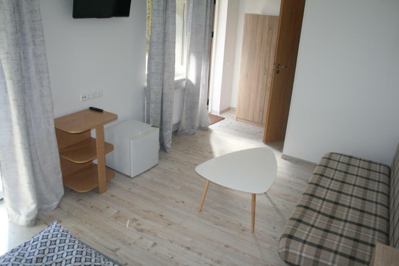Hotel Poilsis Dzuku 10 A Połąga Zewnętrze zdjęcie
