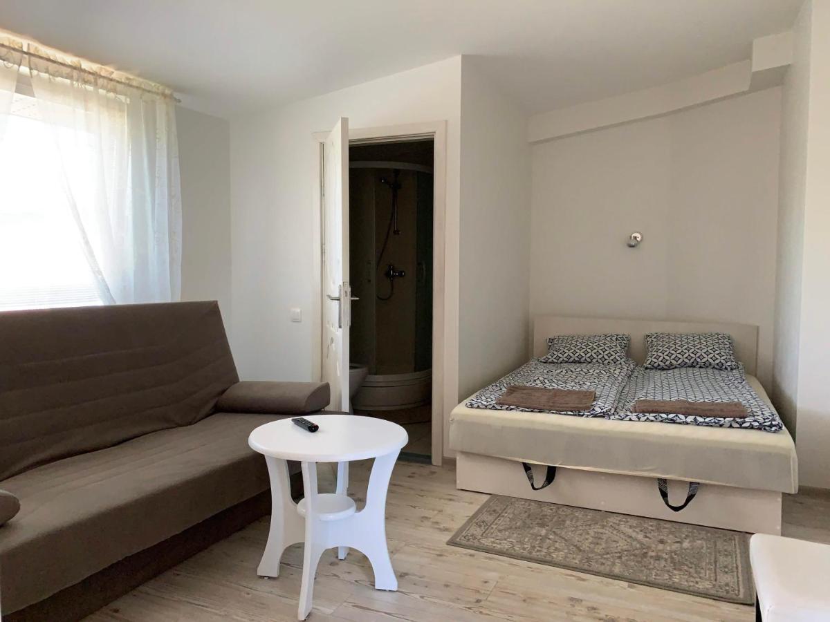 Hotel Poilsis Dzuku 10 A Połąga Zewnętrze zdjęcie